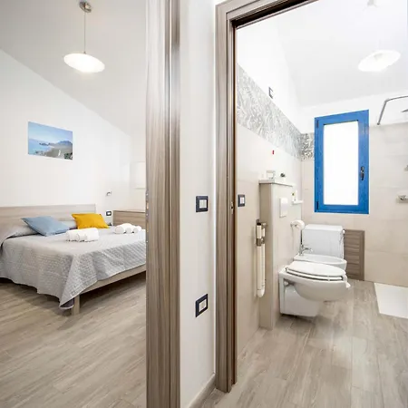 Acquamarina, Sul Mare Con Piscina アパート カルデードゥ