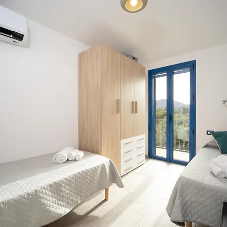 Acquamarina, Sul Mare Con Piscina Apartment Cardedu